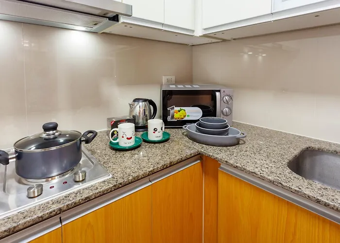 Near Naia T3 Klassi Elegant Apartamento Manila